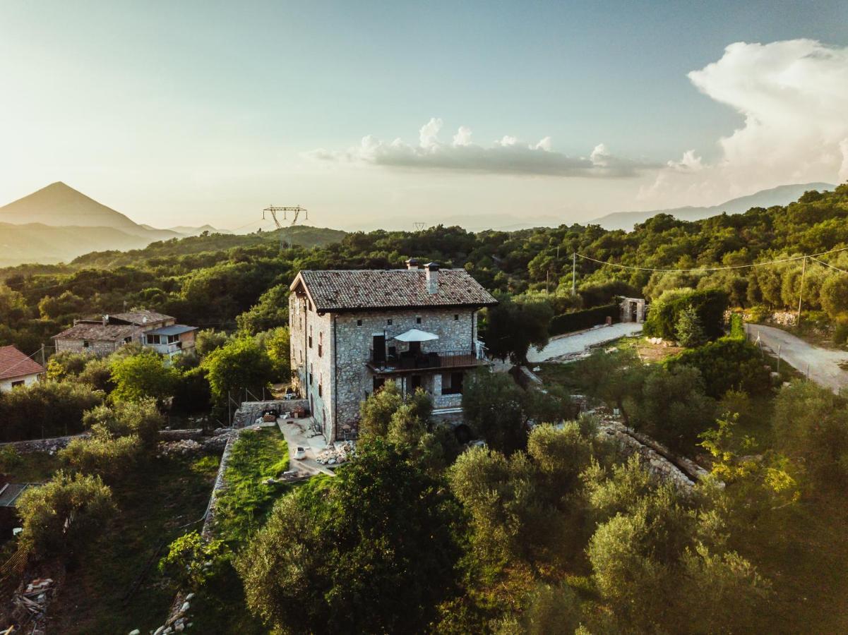Come Prima Ausonia Buitenkant foto